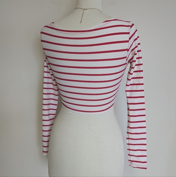 Quinstoul Crop Rashguard Red & White Striped Long Sleeve Size XS - Picture 6 of 8